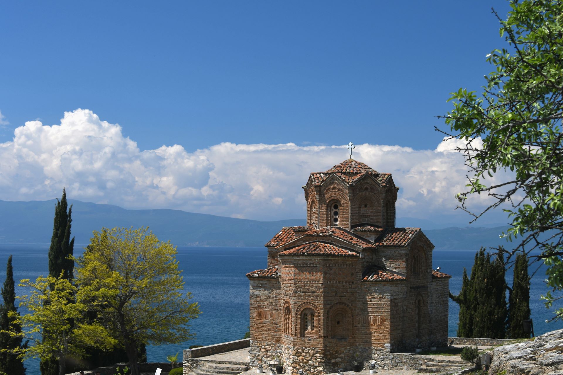 Ohrid, Kirche des Heiligen Johannes von Kaneo (Sveti Jovan Kaneo) (13. Jhdt.) /...