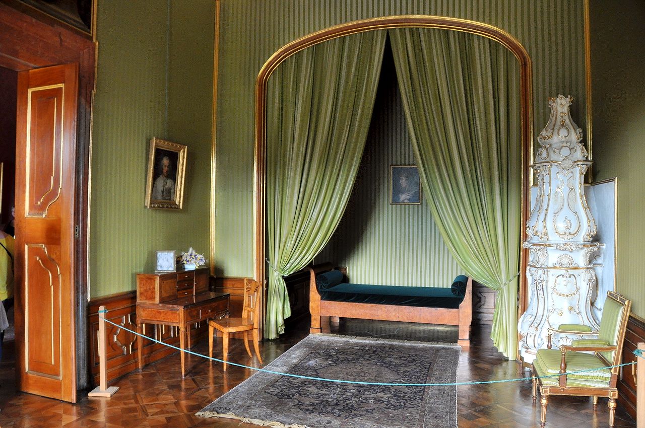 Zur Kaisersuite gehört das Schlafzimmer für die höchsten Gäste.
