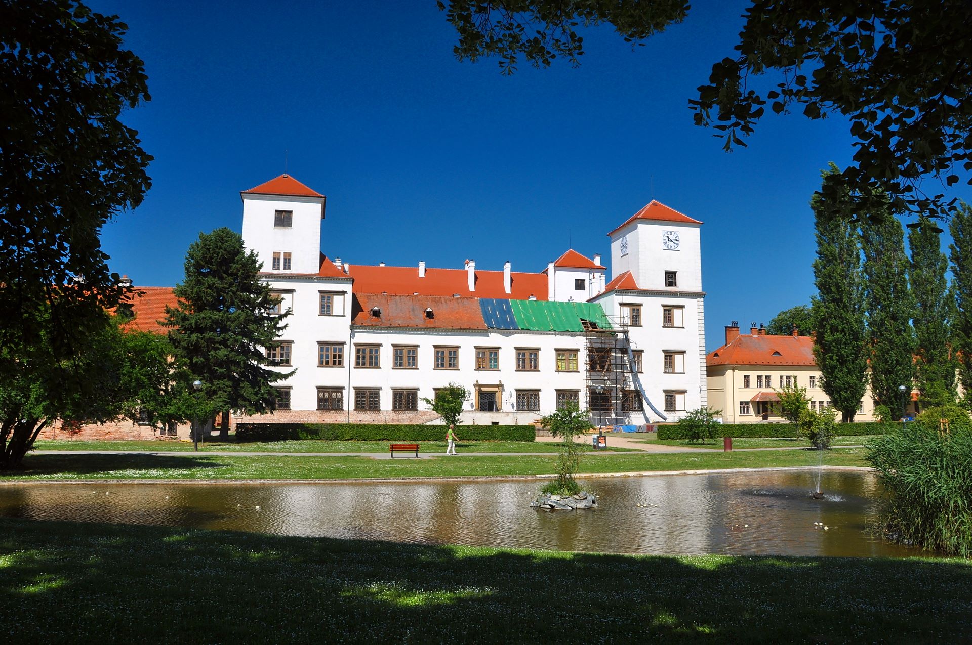 Front von Schloss Bučovice