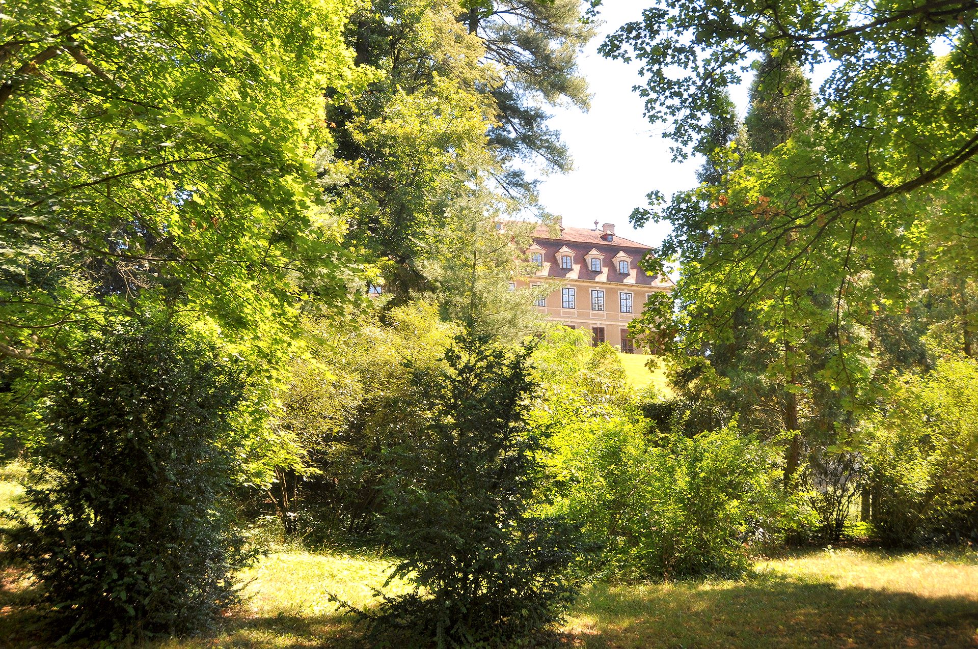 Im Park von Schloss Rájec nad Svitavou / Raitz