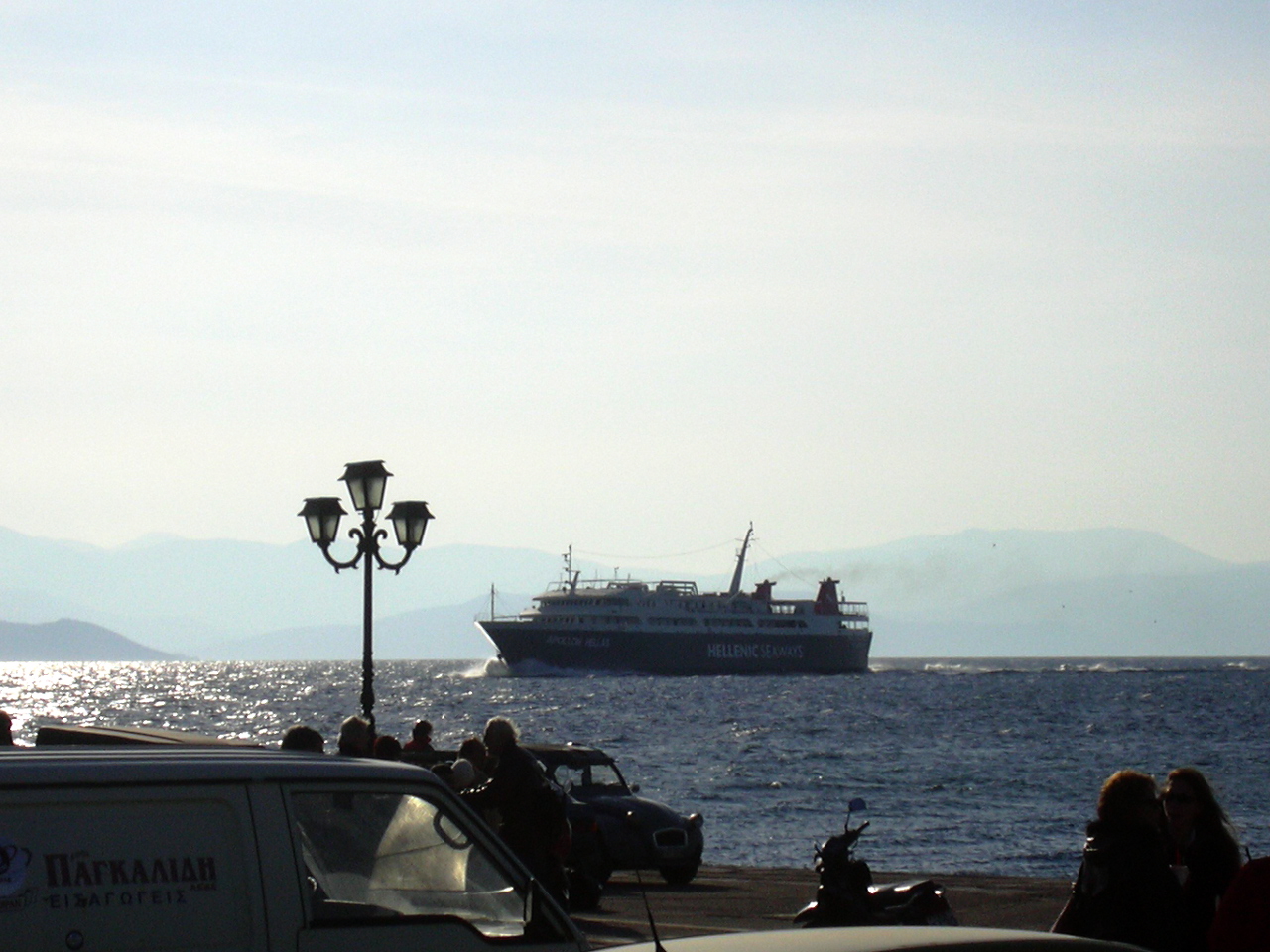 Aegina, Ankunft des Schiffs zur Rückfahrt