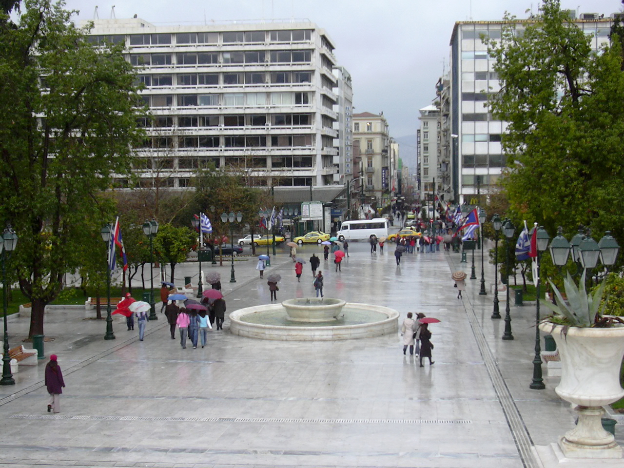 Athen, Beginn der Ermou-Strasse beim Syntagma-Platz