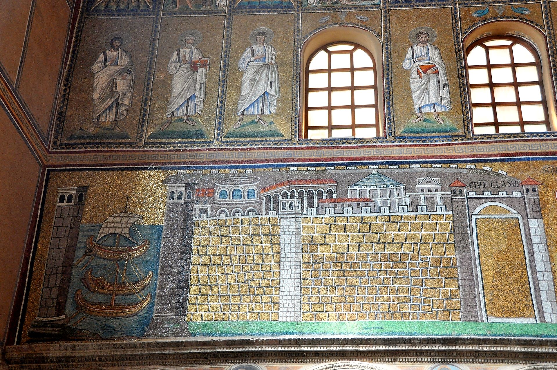 Basilica di Sant’Apollinare Nuovo - Mosaik mit dem Hafen von Classe, bevor sein rapider Niedergang begann