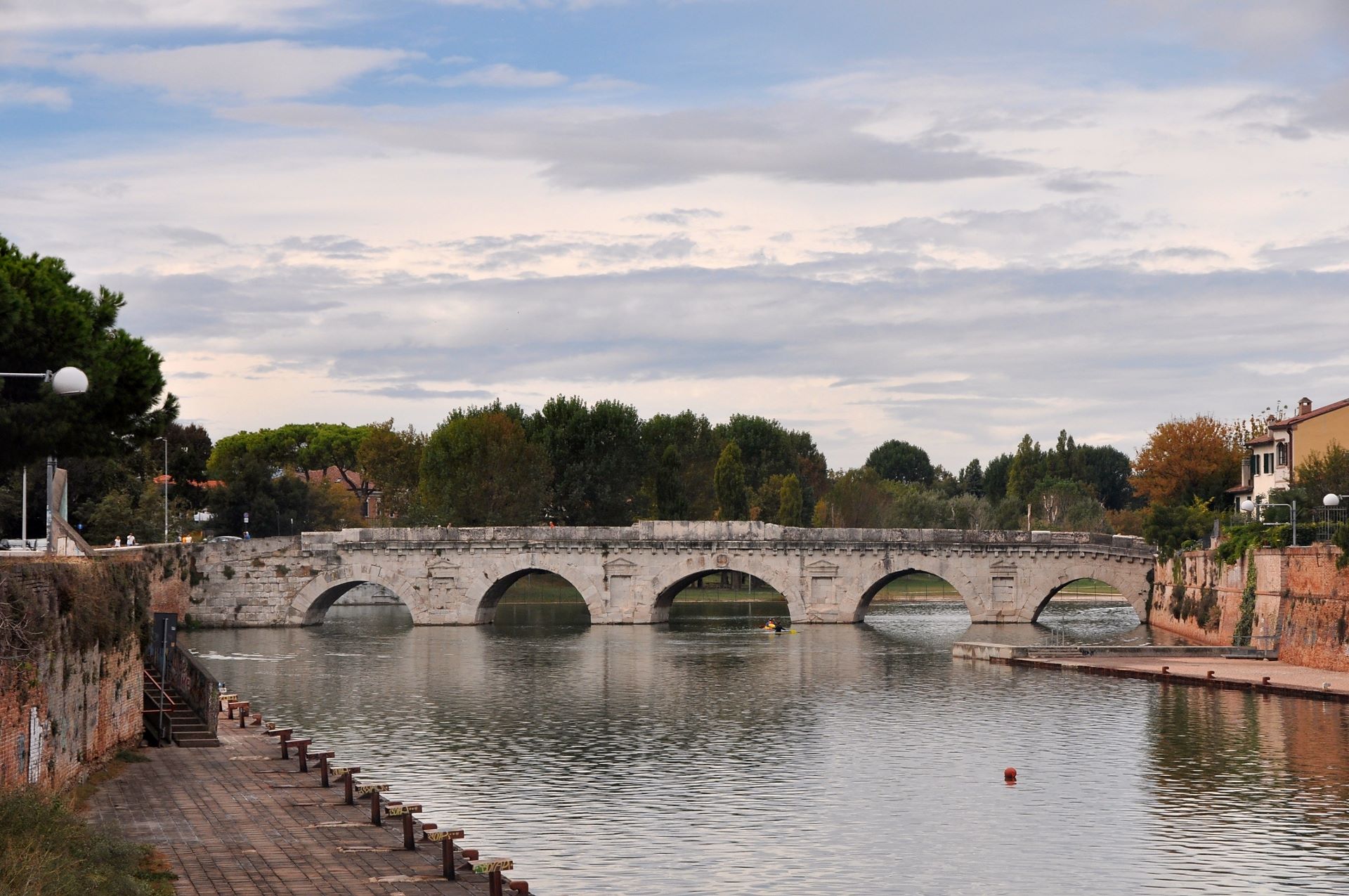 Rimini, Ponte di Tiberio (21 n.Chr.)