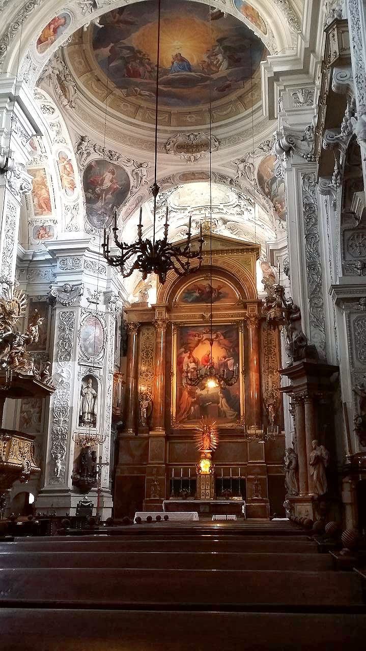 Barocke Dominikanerkirche Santa Maria Rotunda (18. Jhdt.)