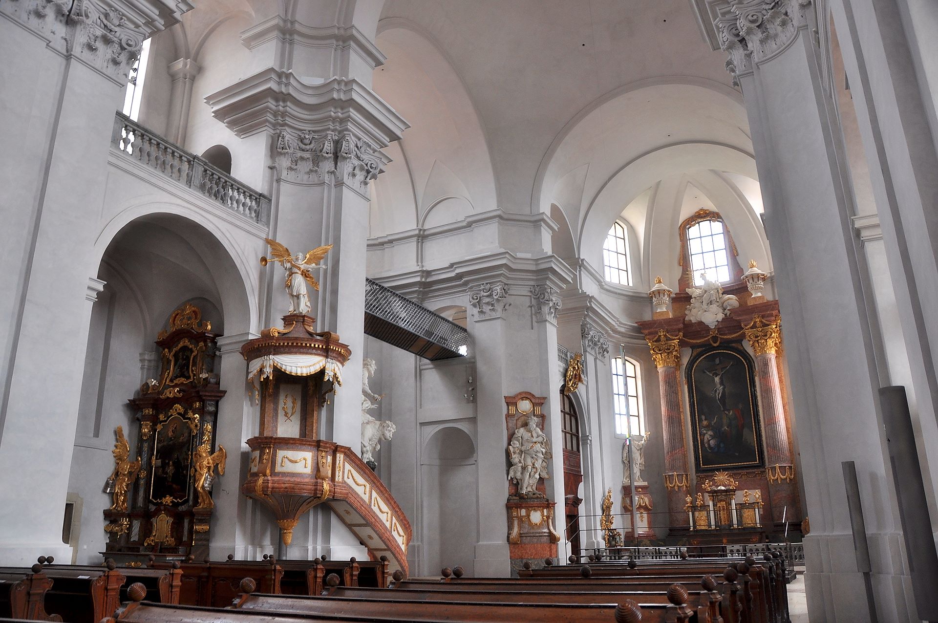 Piaristenkirche Auffindung des hl. Kreuzes (18.Jhdt.)