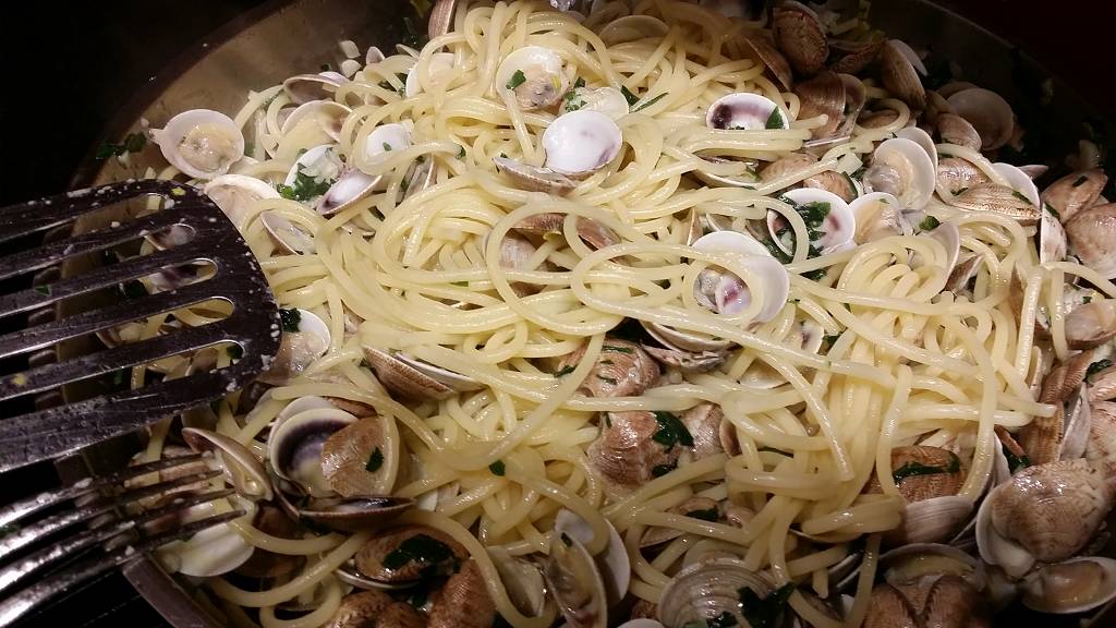 Der salzige geschmack des Meeres mit Pasta - Spaghetti alla Vongole