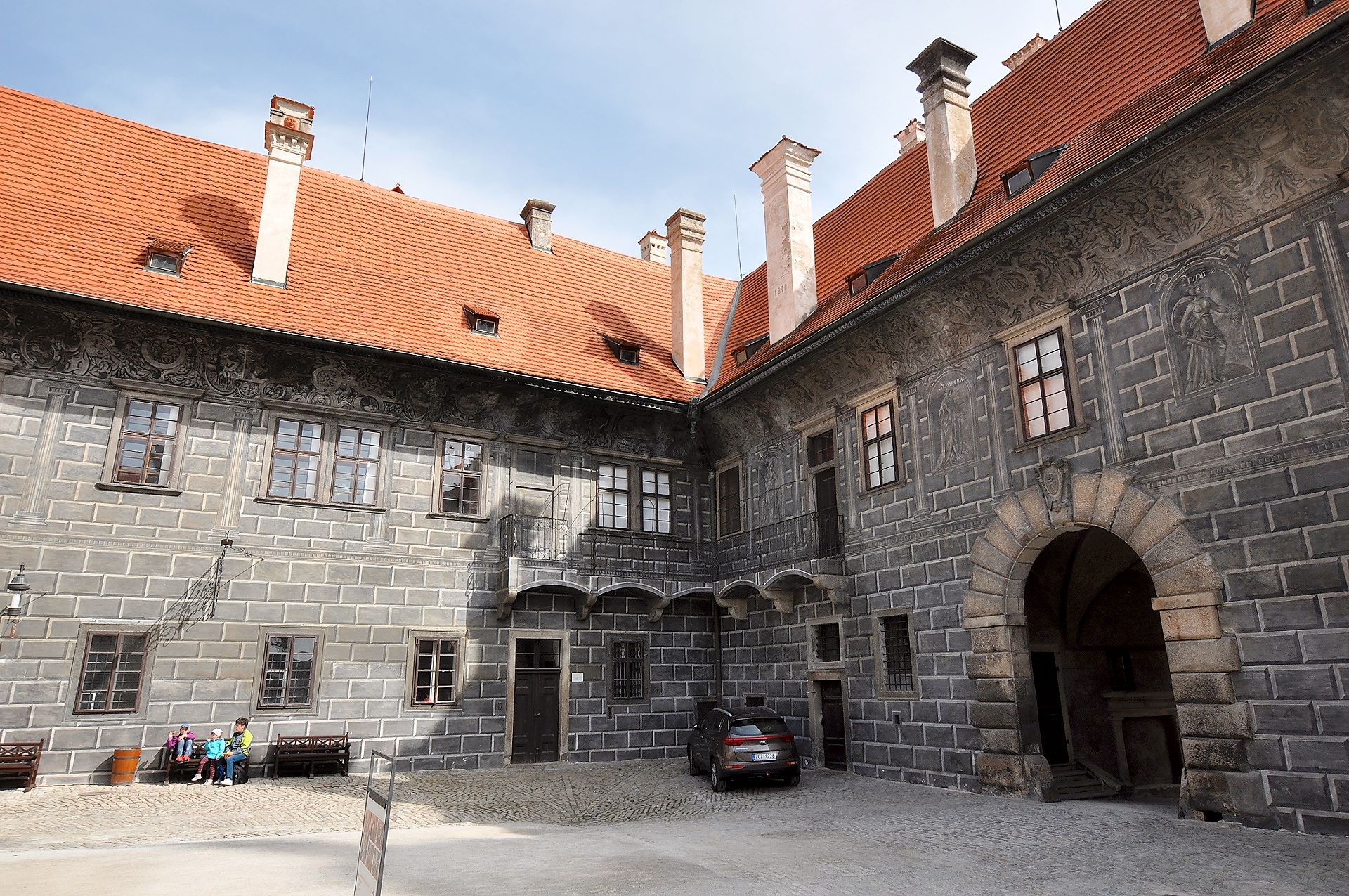 Zweiter Hof der Burg von Krumau