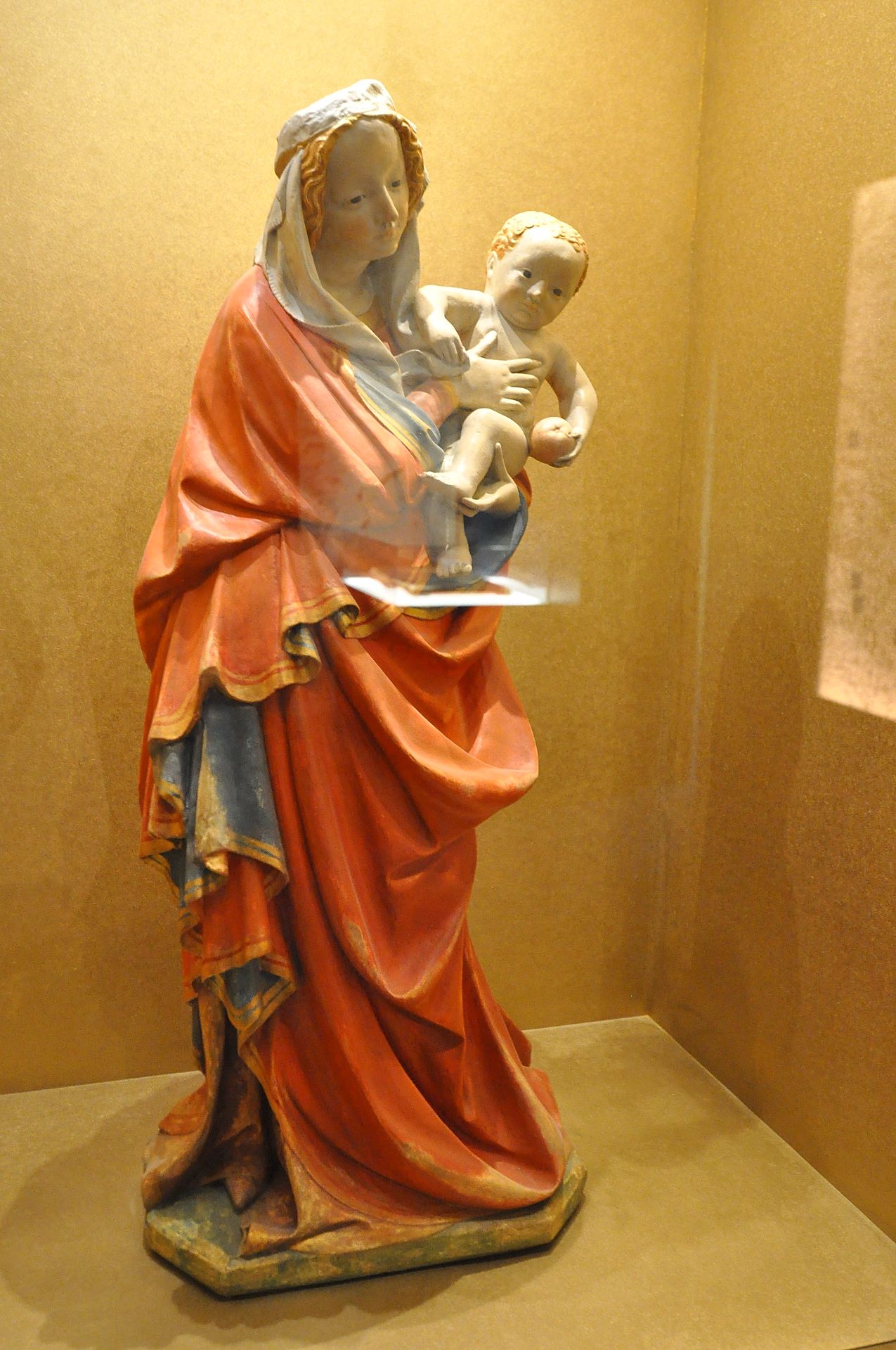 Madonna von Šternberk aus dem 14. Jhdt. im Museum