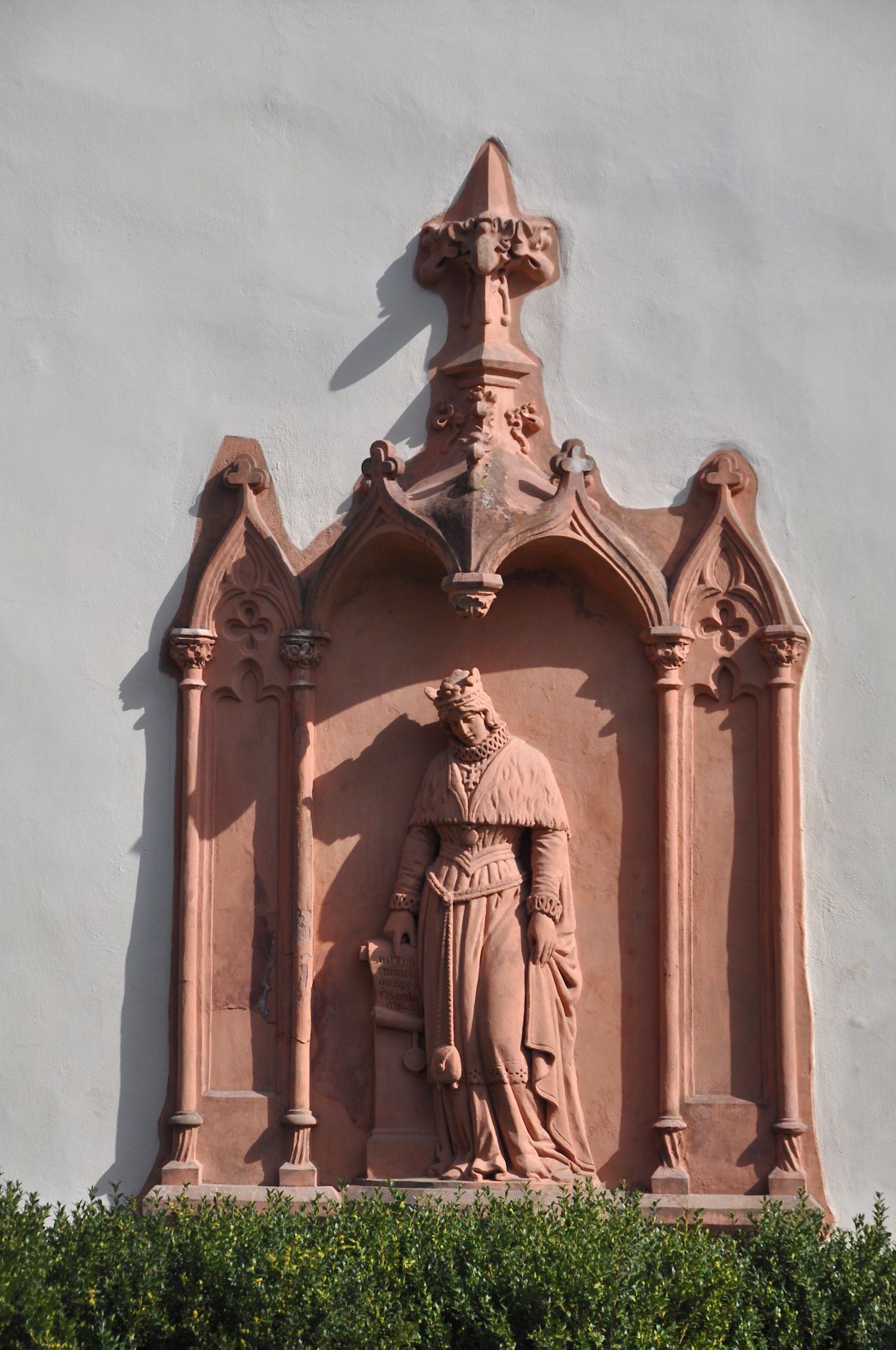 Denkmal der Stifterin Konstanze von Ungarn