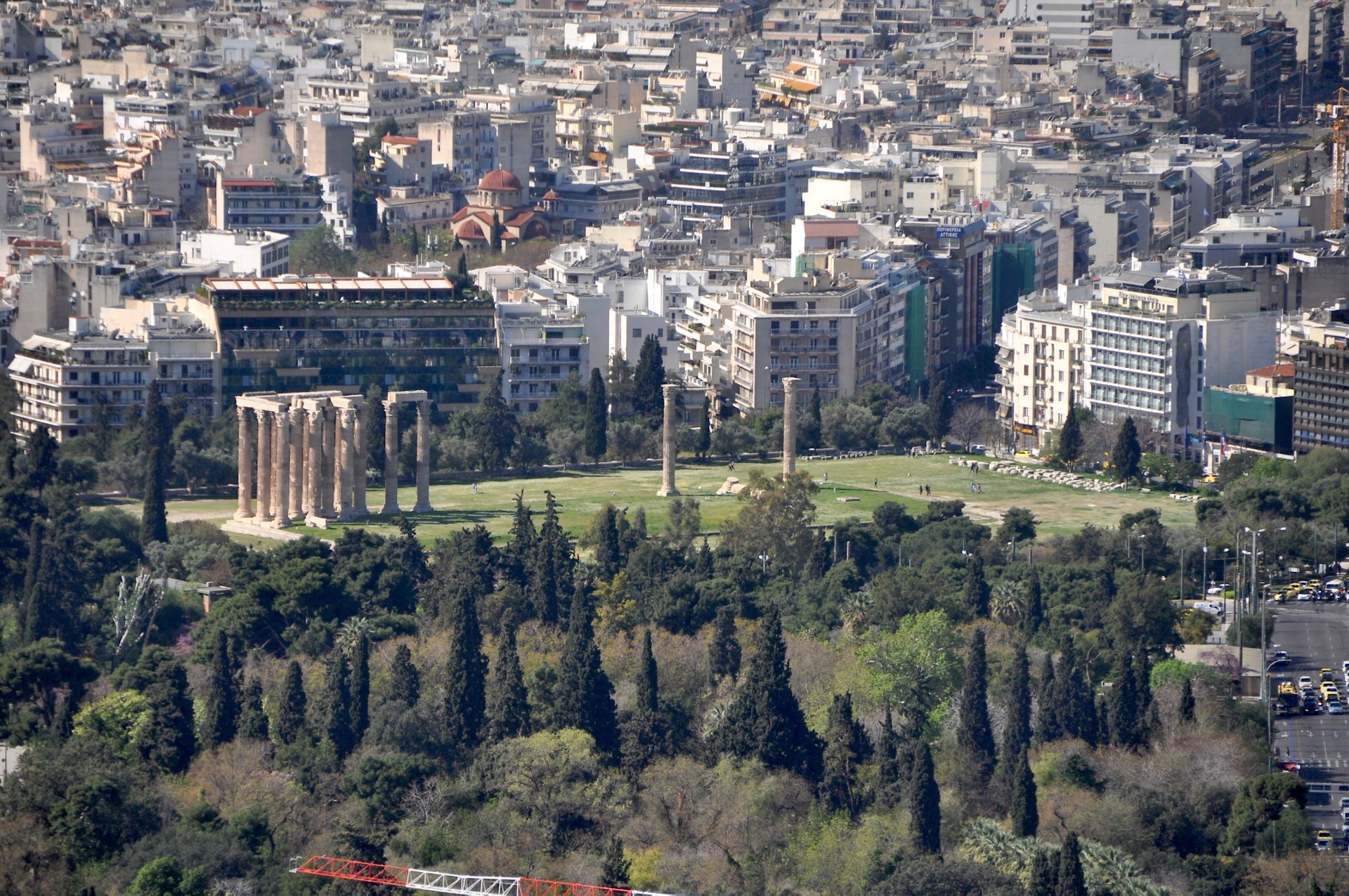 Tempel des Olympischen Zeus vom Likabitos-Hügel